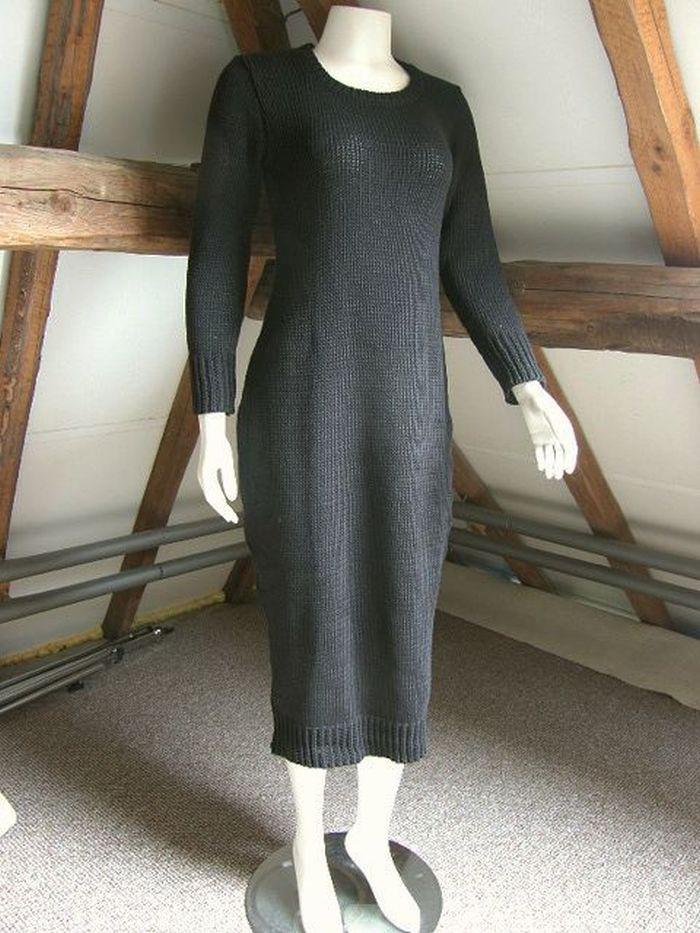 SÁBETH: Nieuw Grofgebreid jurkje zwart S of M