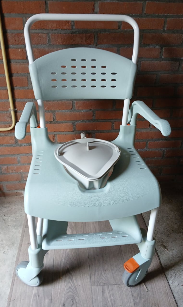Douchestoel  en  toiletstoel  po stoel  Etac Clean