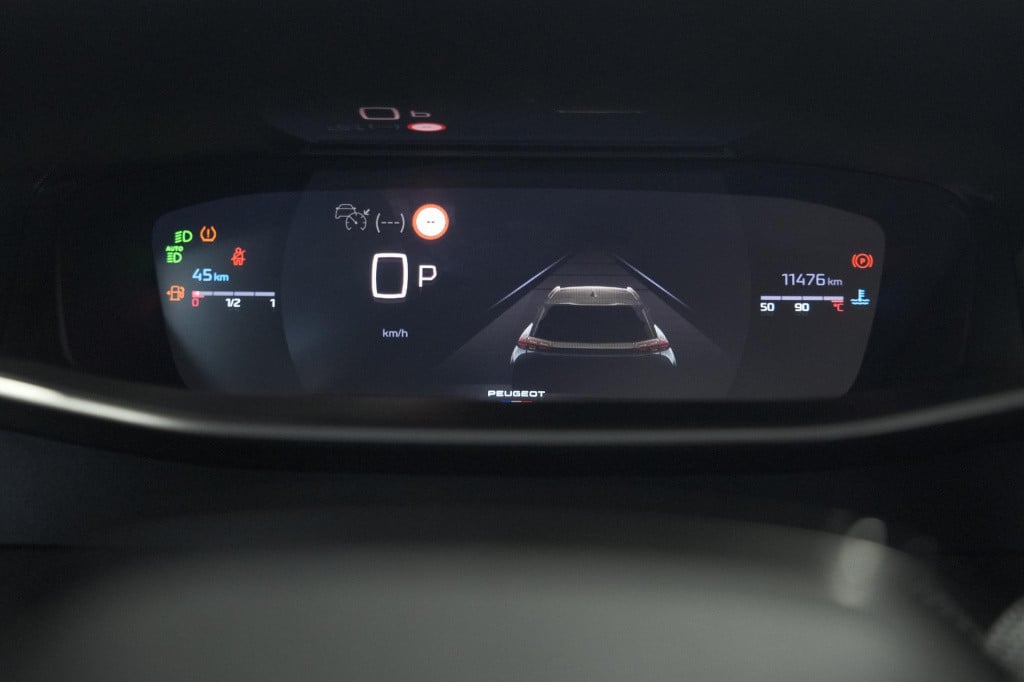 Peugeot 2008 puretech 130 eat8 gt | 360 camera | adaptieve cruise control |
