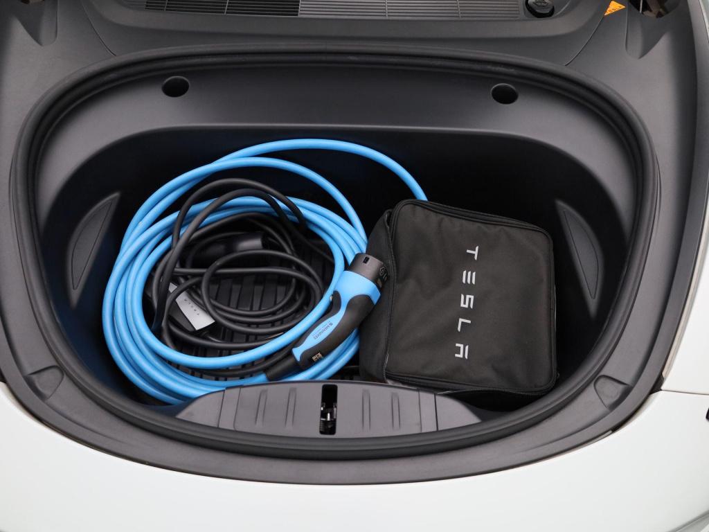 Tesla Model 3 standard rwd plus 60 kwh | automaat | panorama dak | stoel ve