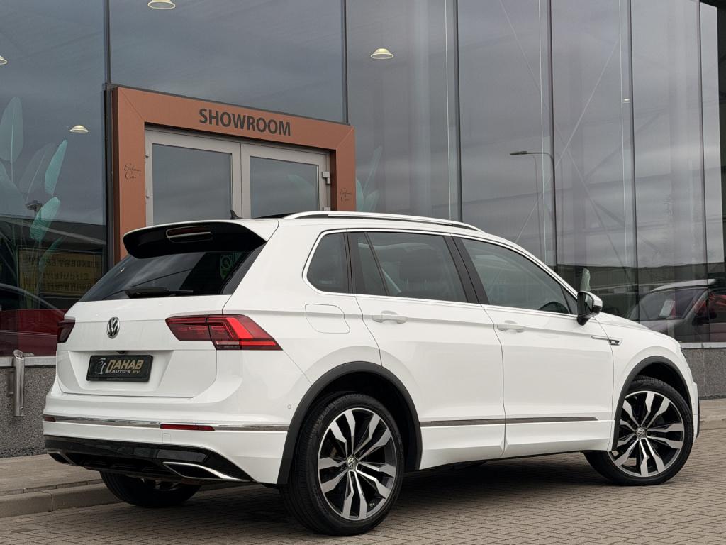Volkswagen Tiguan 2.0 tsi 4motion r-line 220pk | acc | pano | stoelmassage 