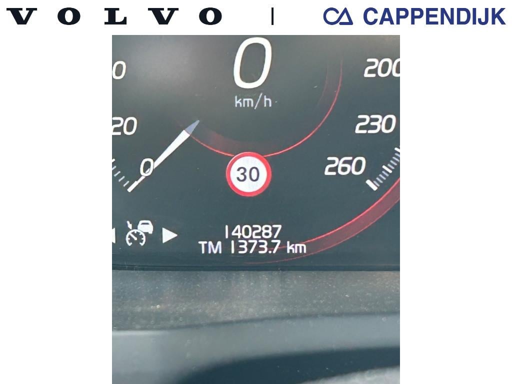 Volvo XC90 2.0 t8 twin engine awd r-design intro edition