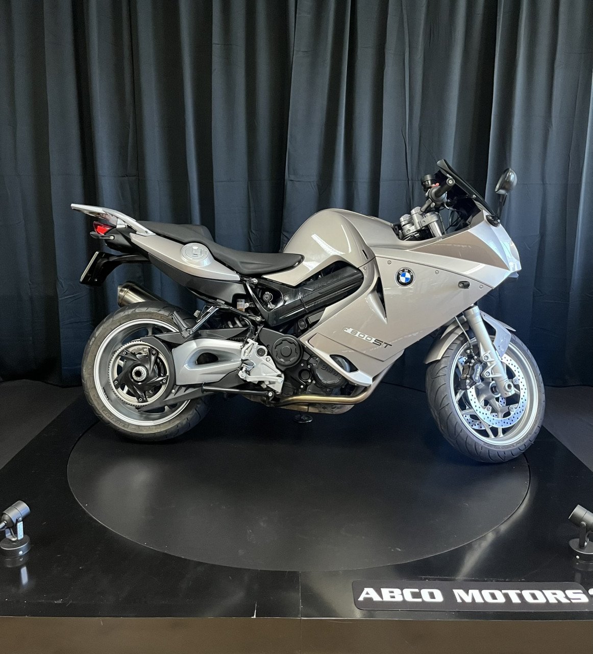 BMW F800ST