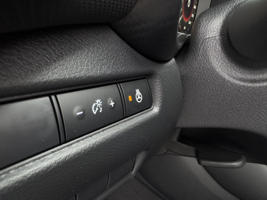 Nissan Juke 1.6 hybrid n-design cold pack