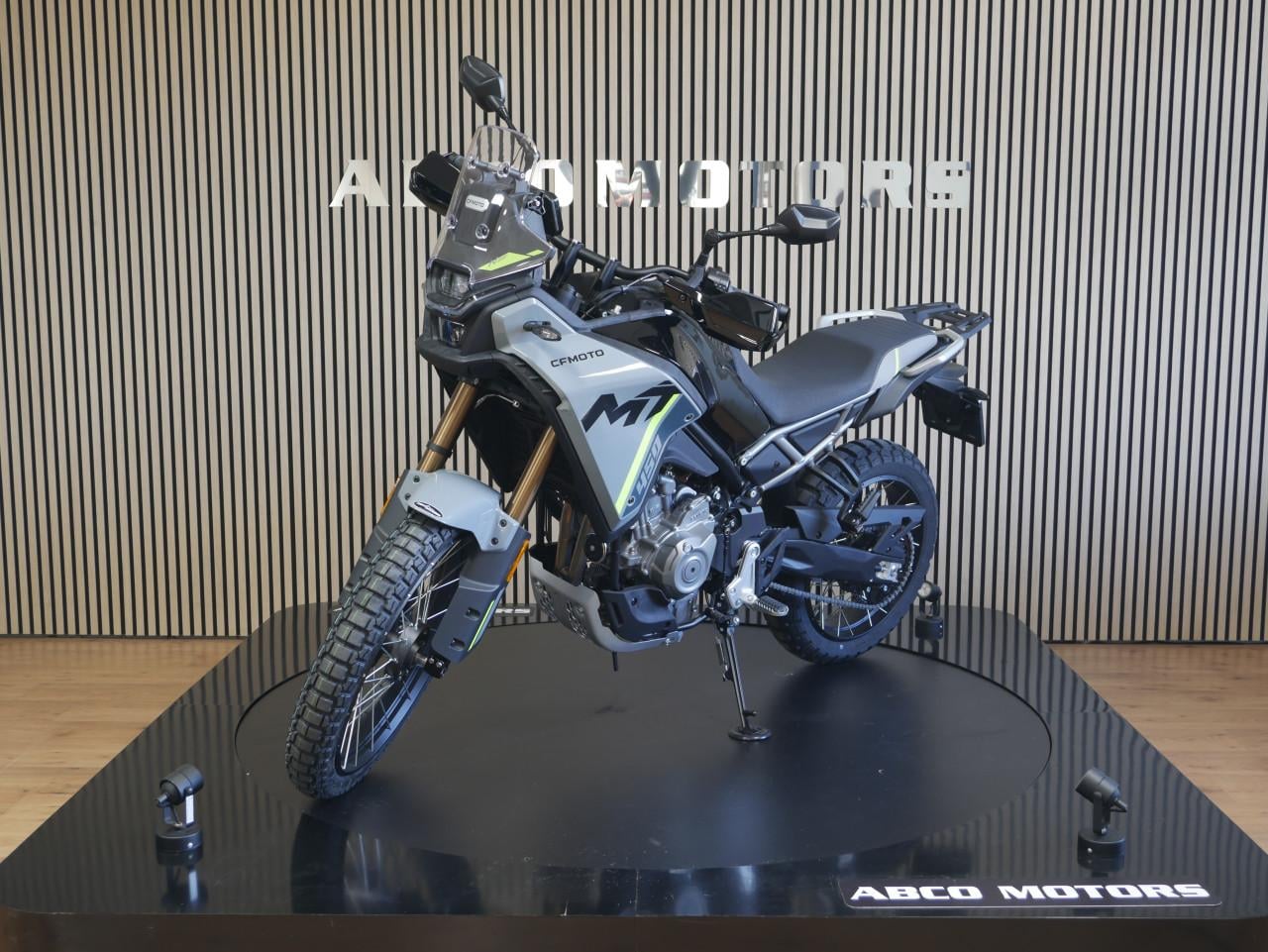 CFMOTO 450 MT