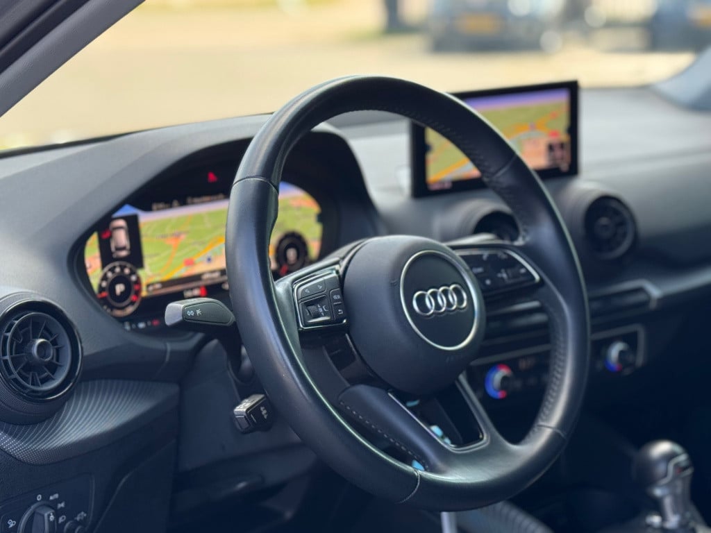 Audi Q2 30 tfsi sport * virtual cockpit * stoelverwarming * trekhaak