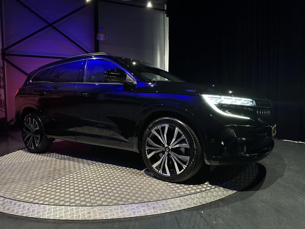 Renault Espace e-tech full hybrid 200 iconic 7p.