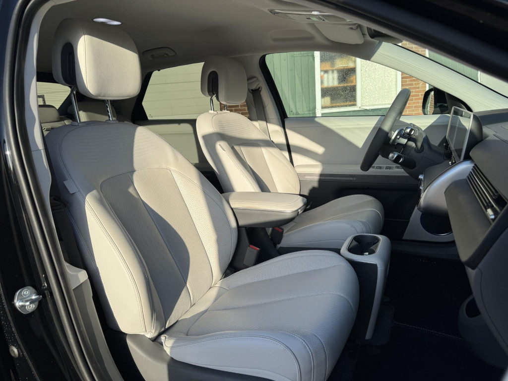 Hyundai Ioniq 5 connect+ 77.4 kwh + trekhaak!