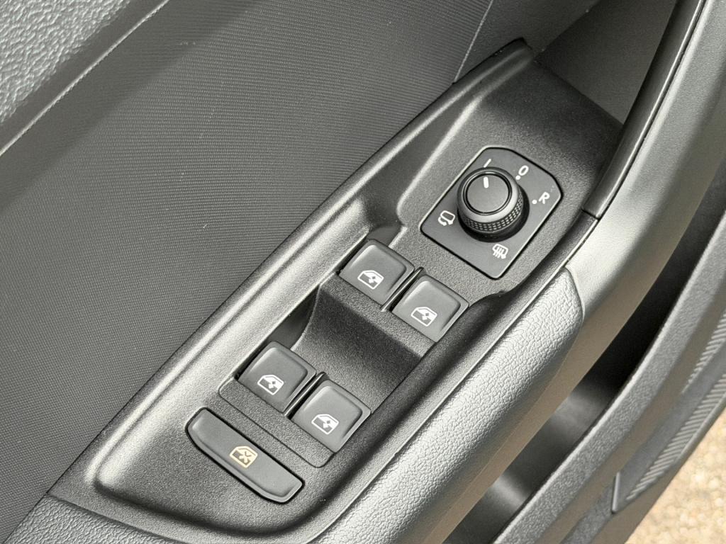 Audi A1 allstreet 30 tfsi 116pk s-tronic advanced edition | led | camera | 