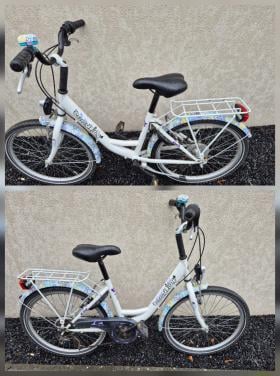 Nog wat fietsen staan...