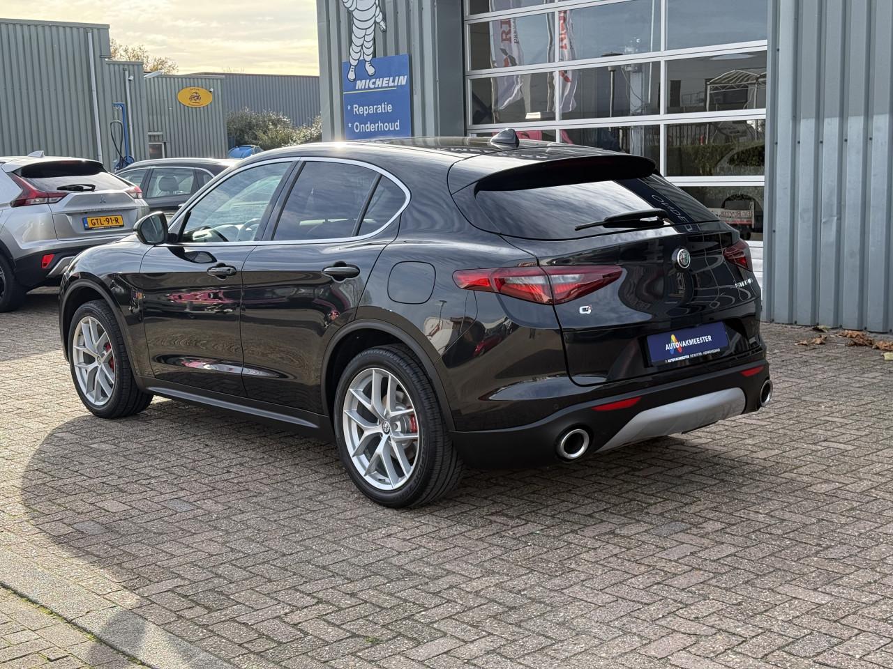 Alfa Romeo Stelvio - 2.0 T AWD 280PK | Pano | Memory