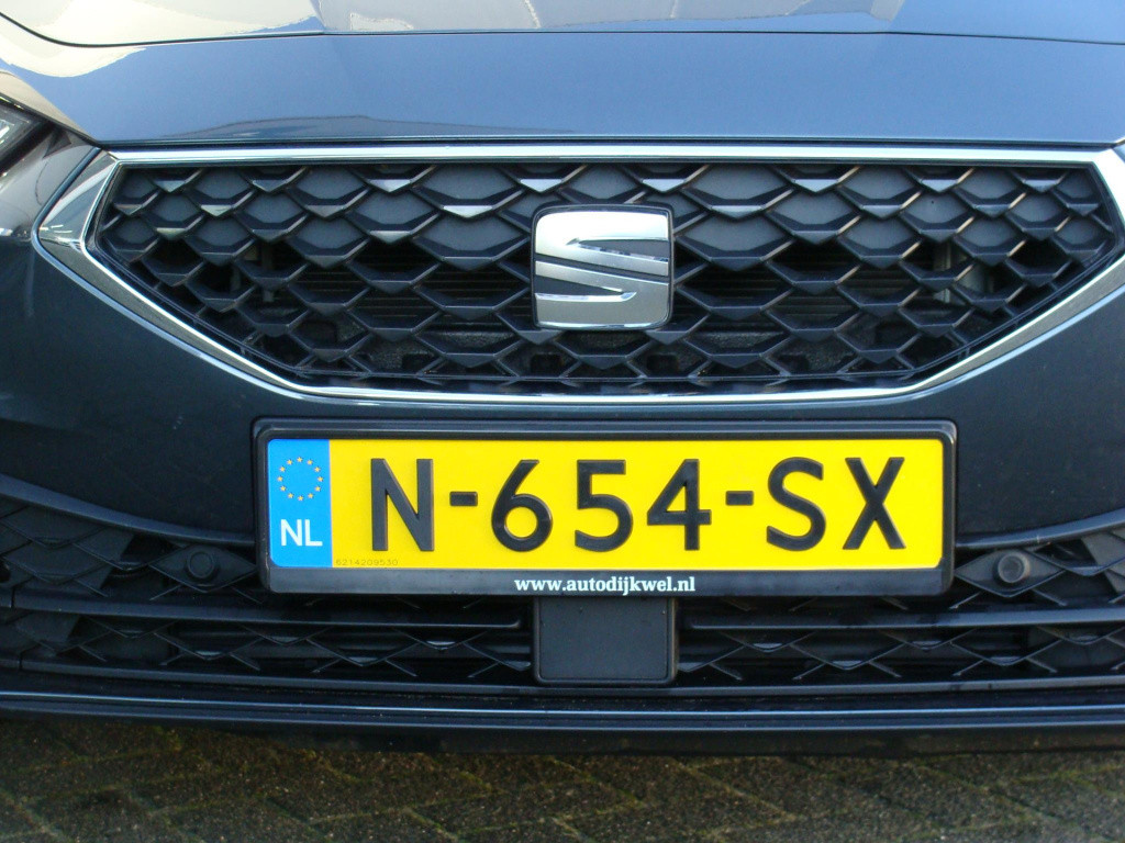 Seat Leon 1.0 tsi 110pk style business intense virtual display apple carpla