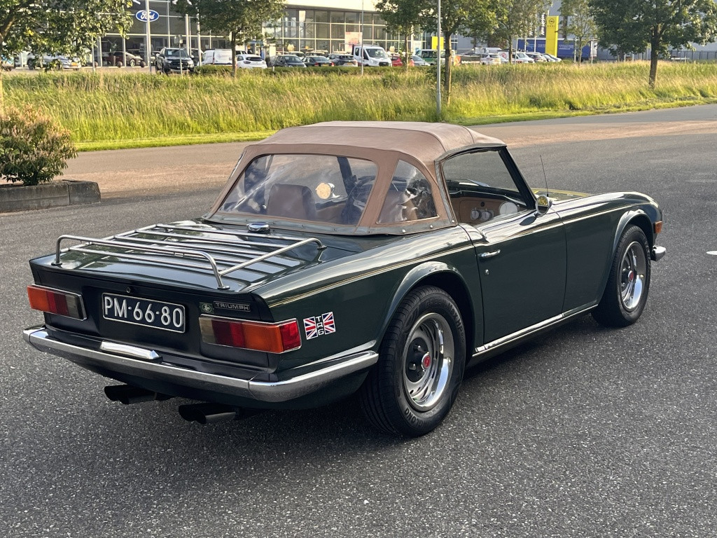 Triumph TR6 soft top