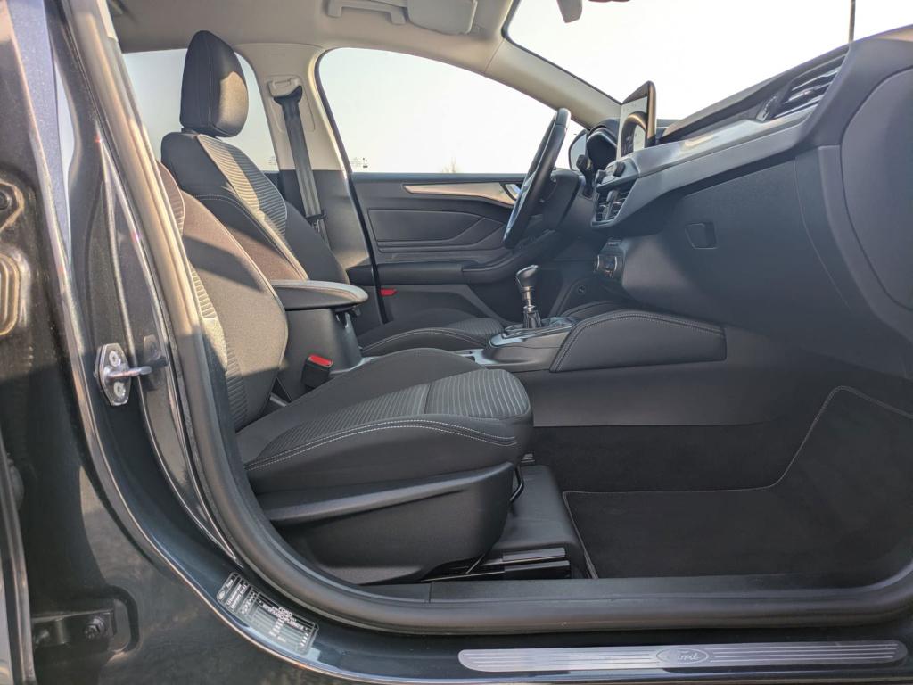 Ford Focus wagon 1.0 ecoboost hybrid titanium x business | 1e eigenaar! | c