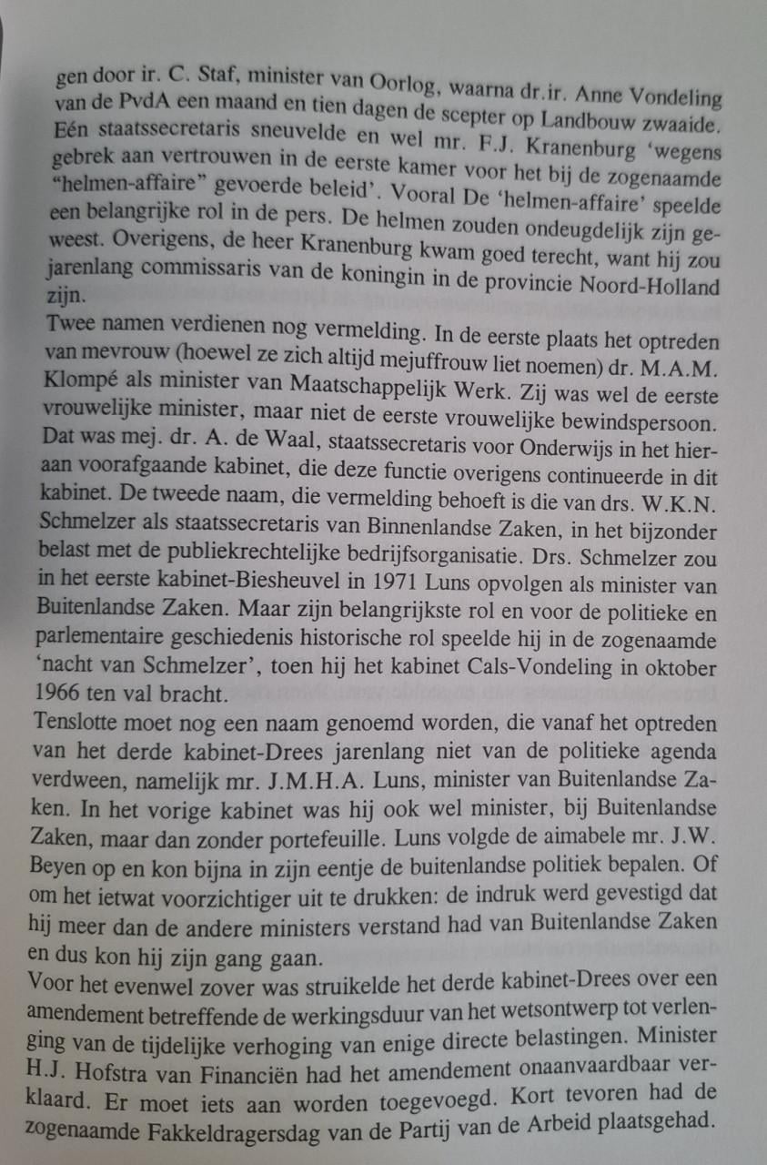 Van Drees tot Kok, een halve eeuw regeren,  door Dick Houwaart