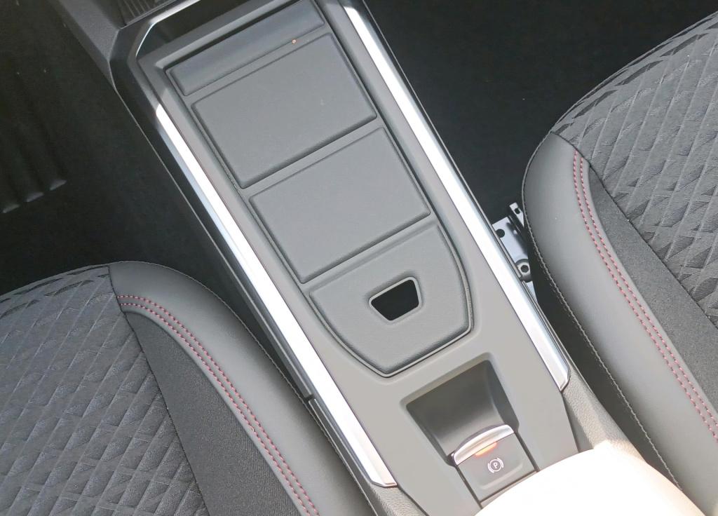 Renault Clio 1.8 hybrid 160 techno - lichtmetalen wielen 18"