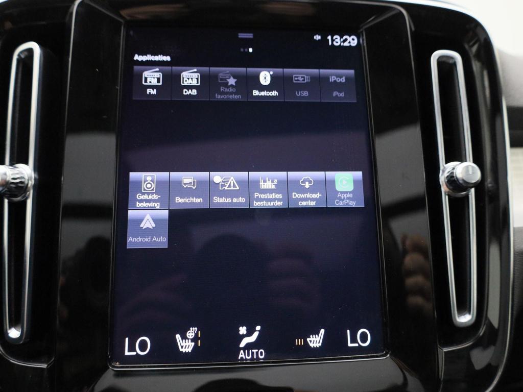 Volvo XC40 1.5 t4 recharge inscription expression | automaat | leder |  pan
