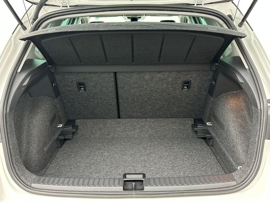 Seat Arona style business connect 1.0 70 kw / 95 pk ecotsi su