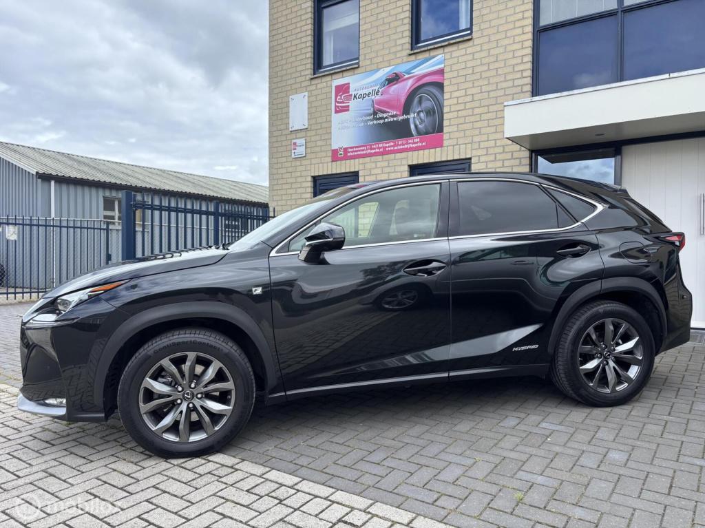 Lexus Nx 300h awd f sport line