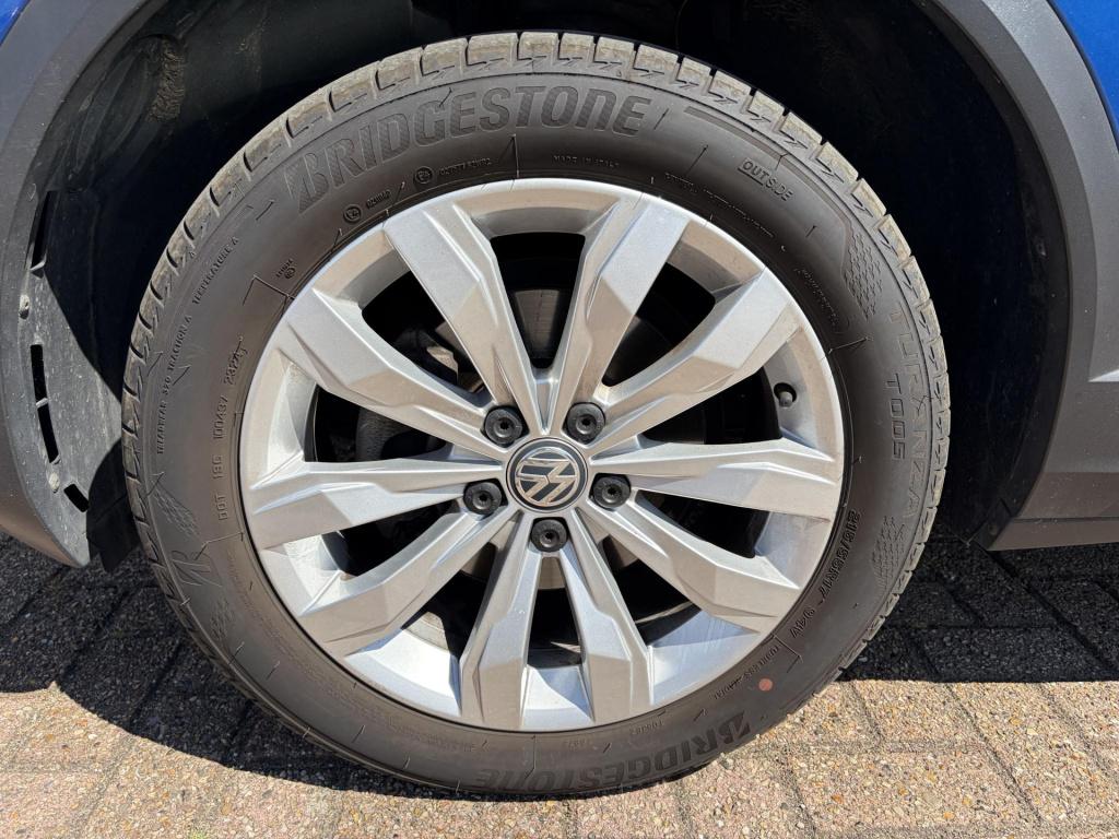 Volkswagen T-roc 1.5 tsi sport dsg virtuele cockpit |navigatie|trekhaak