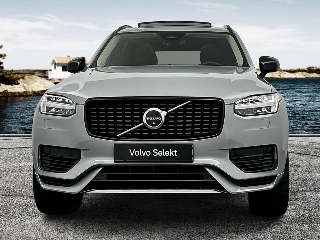 Volvo XC90 t8 455pk recharge ultra dark| full options!! b&w | luchtvering