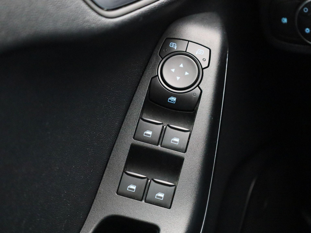 Ford Fiesta 1.0 ecoboost hybrid titanium | cruise control | climate control