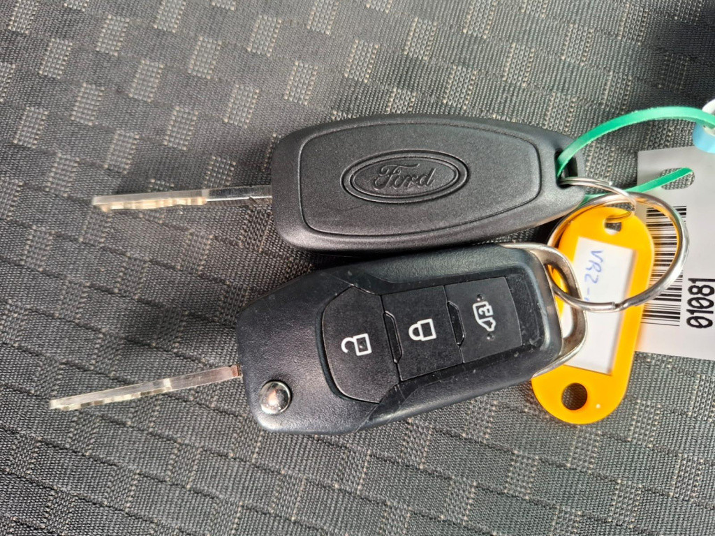Ford Transit Connect 1.5 ecoblue l2 trend airco / cruise controle / kasten 