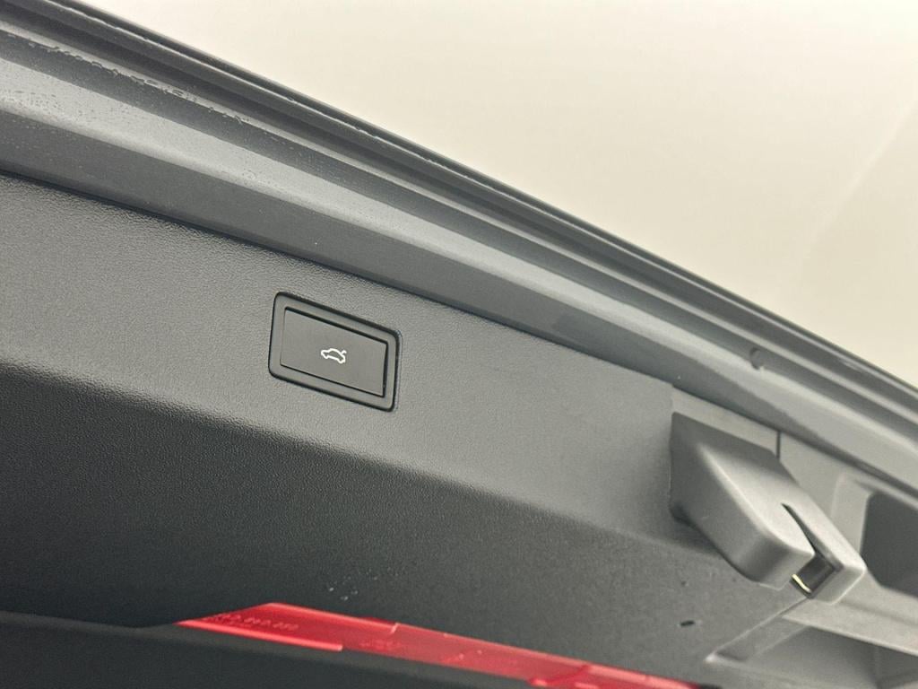 Volkswagen Tiguan r-line-edition plug in hybride 204 pk