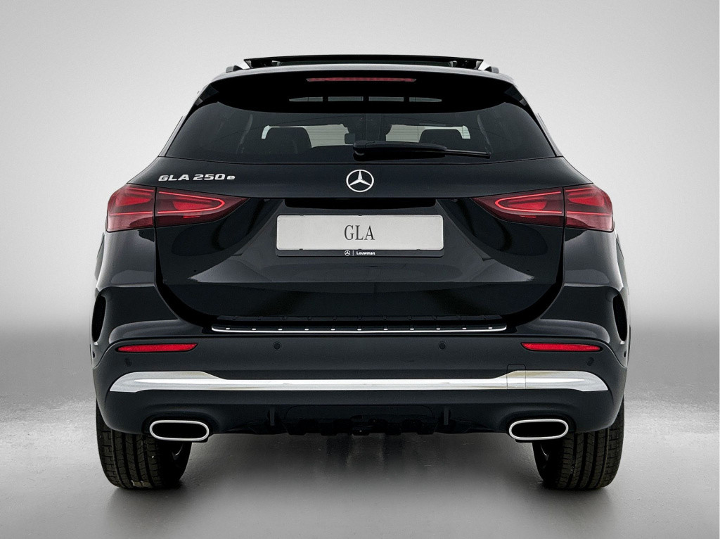 Mercedes-Benz Gla-klasse 250 e business solution amg | premium plus pakket 