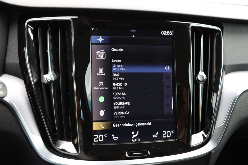 Volvo V60 2.0 t5 momentum 250pk