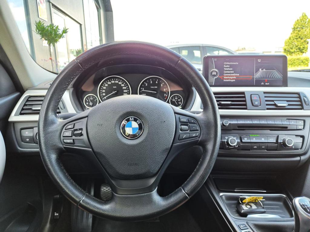 BMW 3-serie touring 320i executive