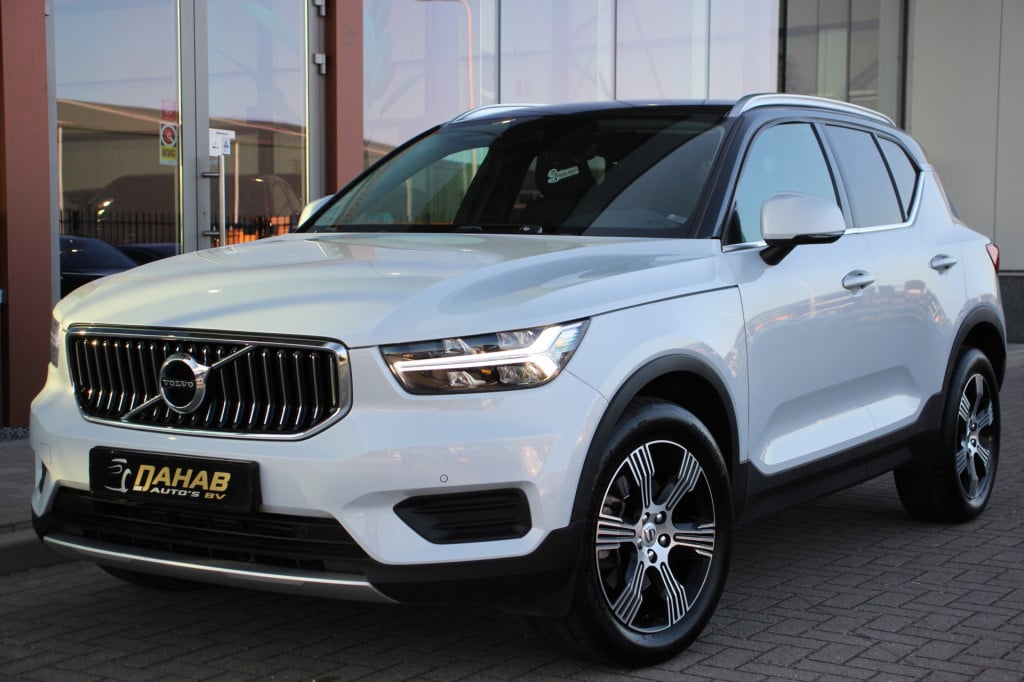 Volvo XC40 2.0 t4 inscription | 190pk | camera | el. trekhaak