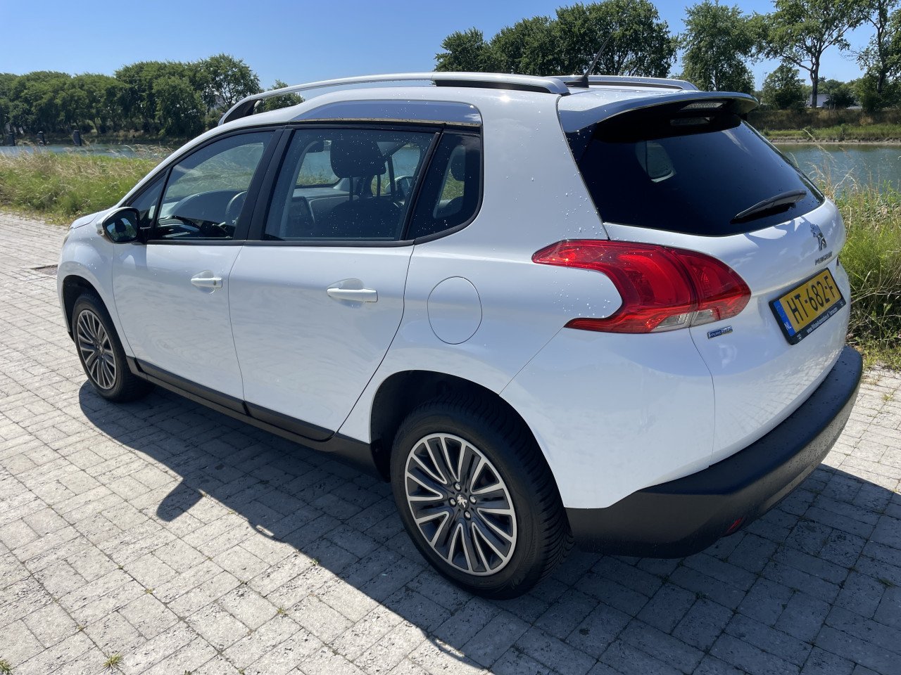Peugeot 2008 1.2 puretech active 92000km