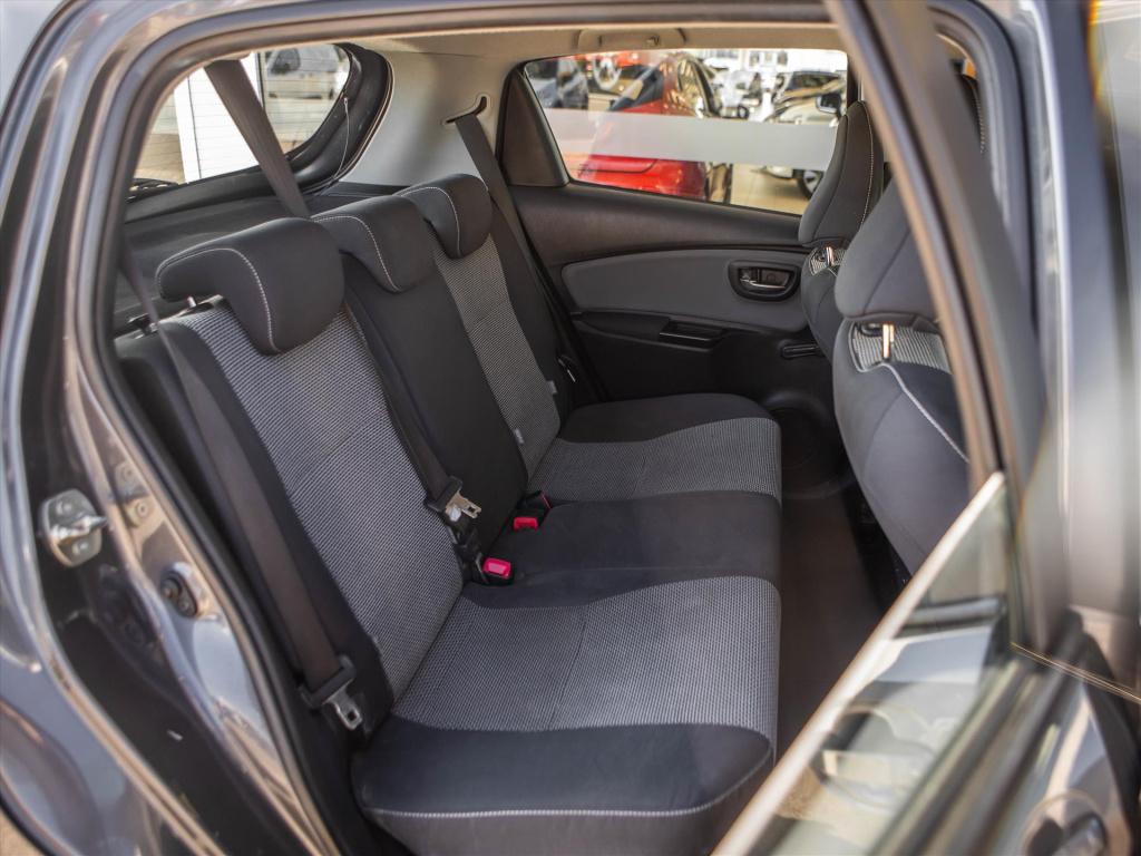 Toyota Yaris 1.5 hybrid comfort automaat