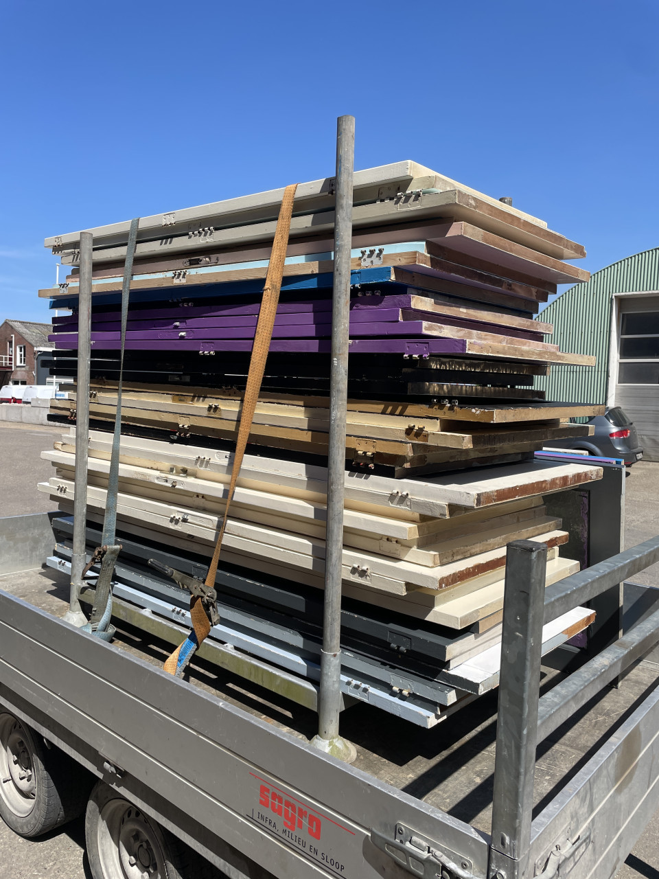 **Grootste assortiment tweedehands paneeldeuren**