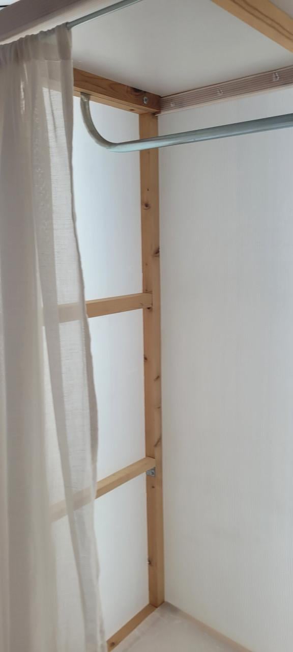 Kleding kastje eenvoudig