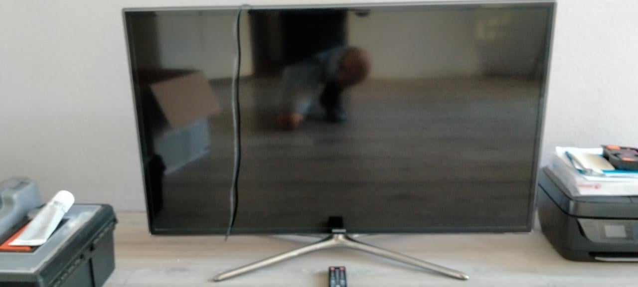 LCD TV