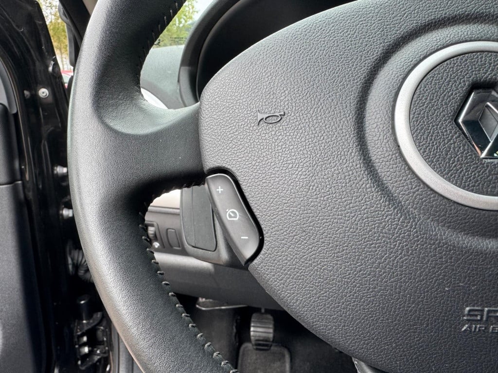 Renault Clio estate 1.2 tce collection