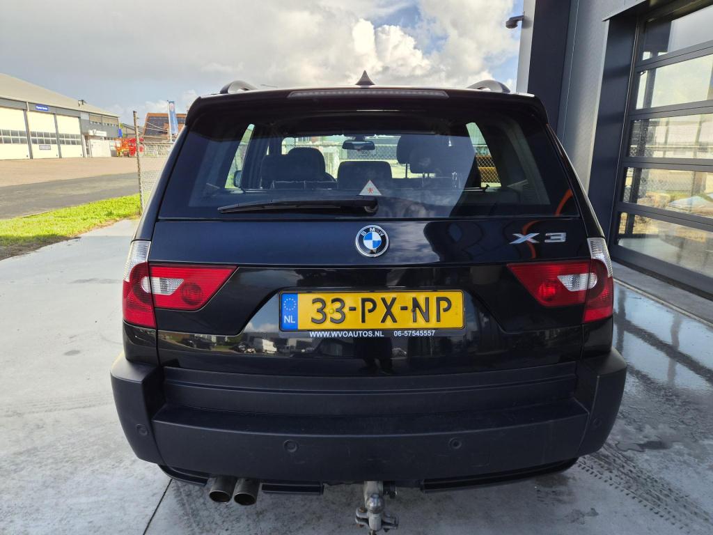 BMW X3 2.5i executive