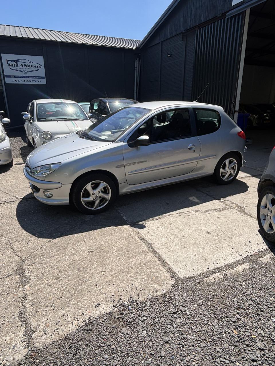 Peugeot 206 jaar apk