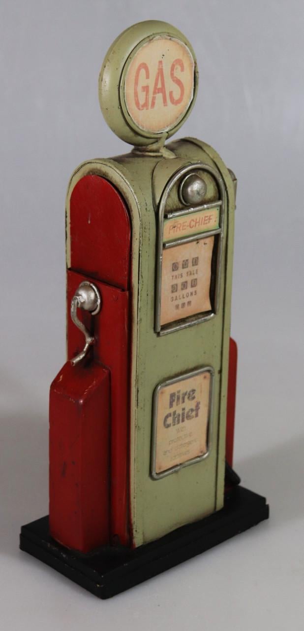 Antieke spaarpot (  pomp)