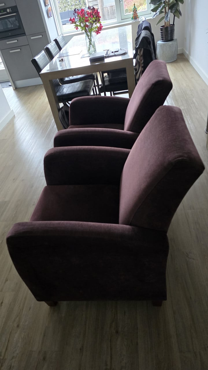 2 bordeaux fauteuils