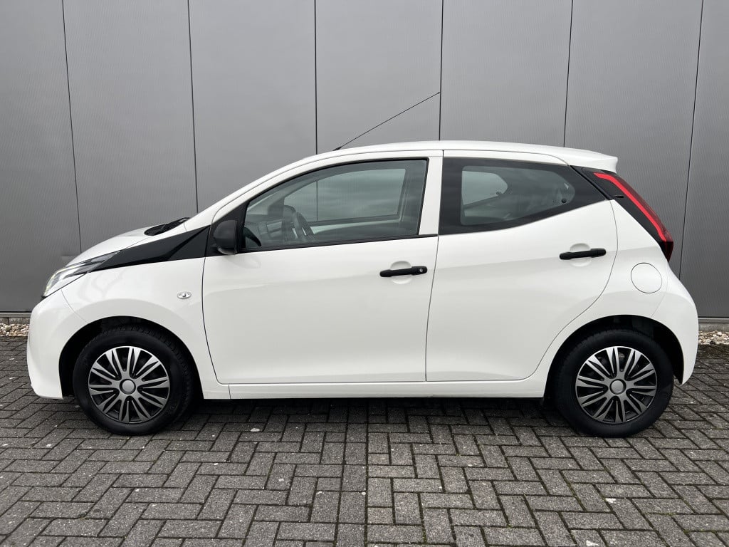 Toyota Aygo 1.0 vvt-i x-fun