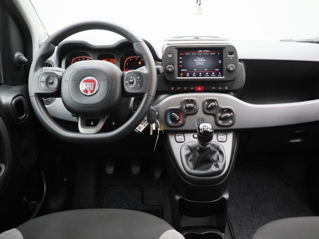 Fiat Panda 1.0 hybrid city life | apple carplay / android auto | airco | cr