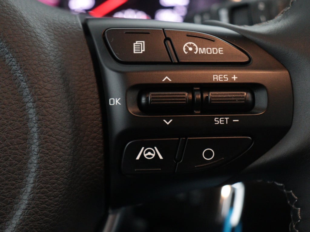 Kia Stonic 1.0 t-gdi mhev dynamicline | led koplampen | climate control | n