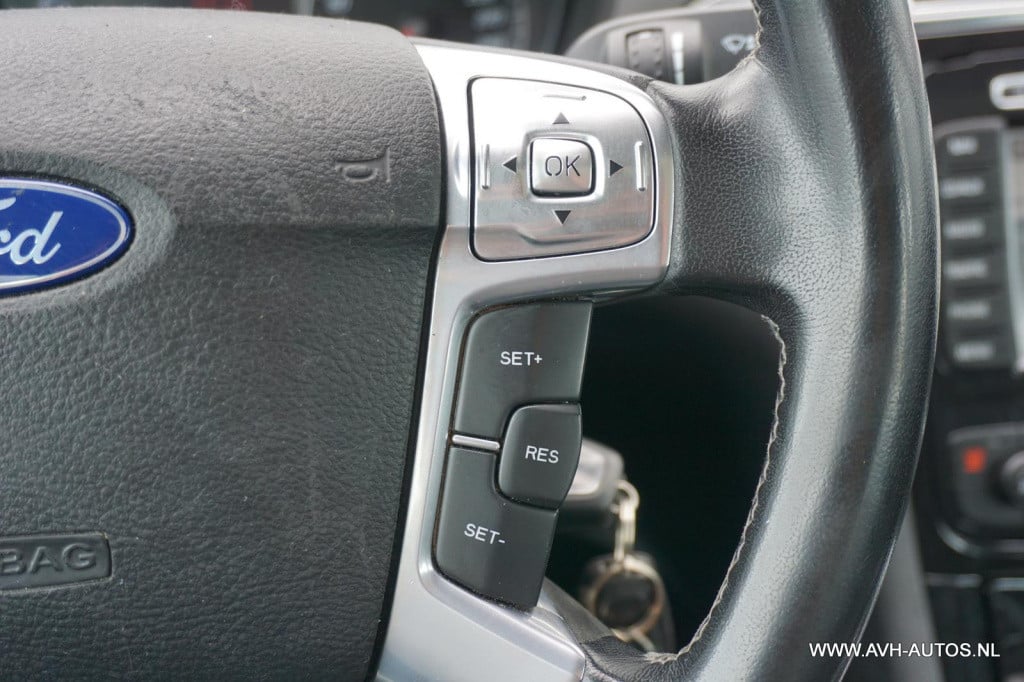 Ford S-Max 1.6 ecoboost titanium 7 persoons!!