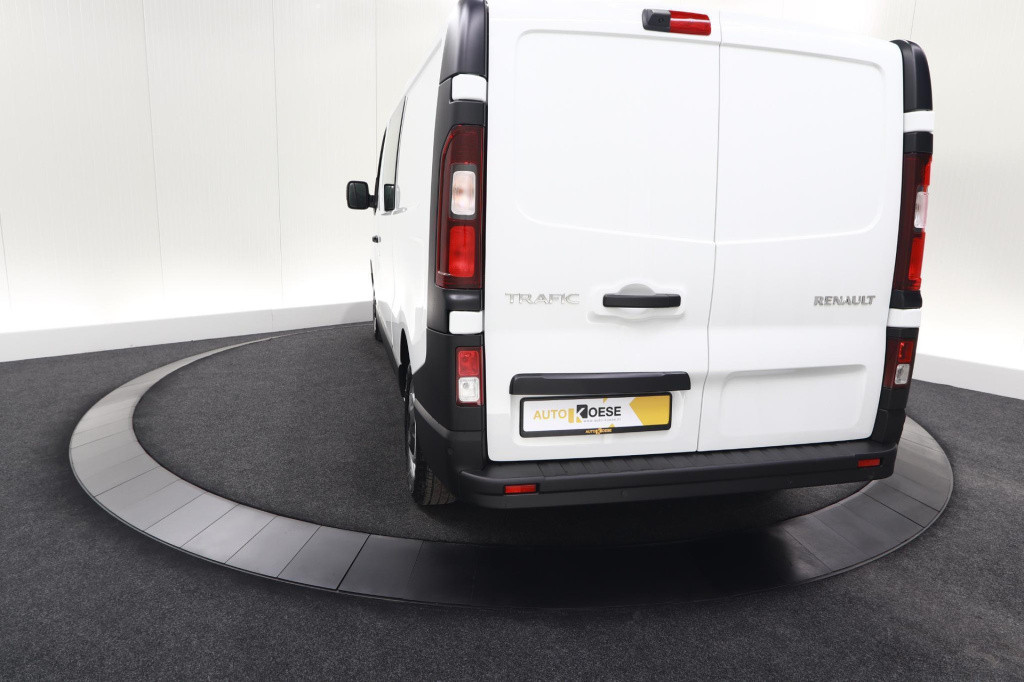 Renault Trafic 2.0 blue dci 130 t29 l2h1 advance dc | 6 zitplaatsen | camer