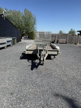 Hapert aanhangers