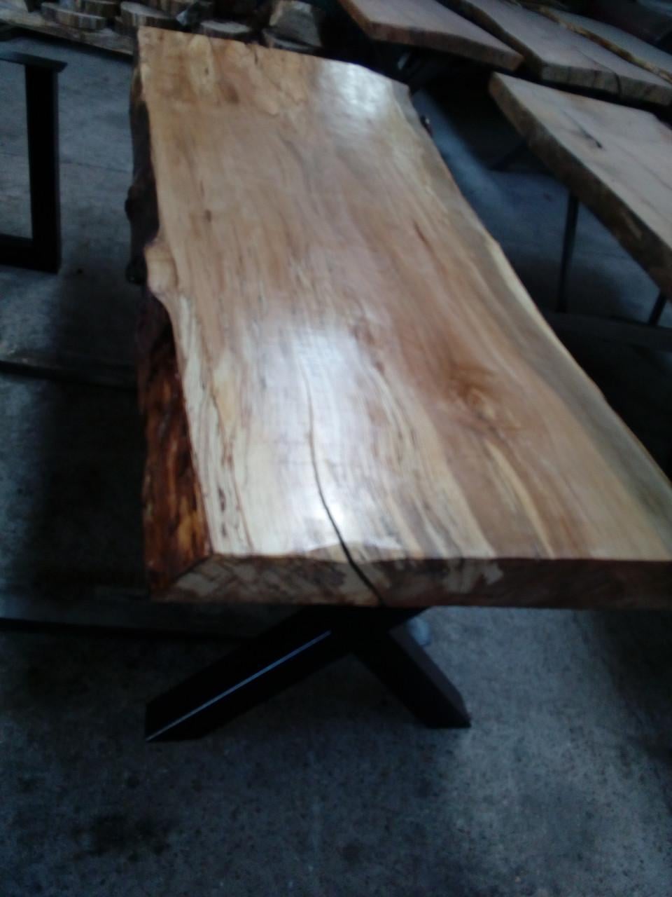Boomstamtafels, tafelbladen planken