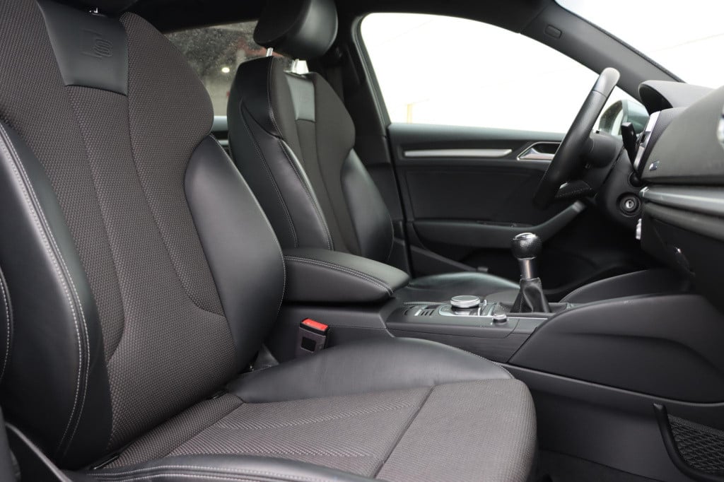 Audi A3 sportback 1.0 tfsi sport s line edition 115pk
